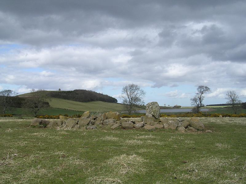 2008-04-14_14.00.56.jpg - Standing Stones without Sheep